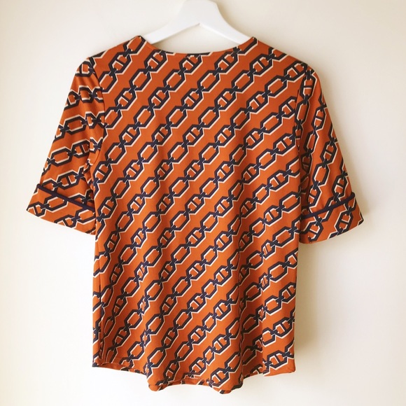 Chainlink print short sleeve stretchy top - Picture 8 of 10